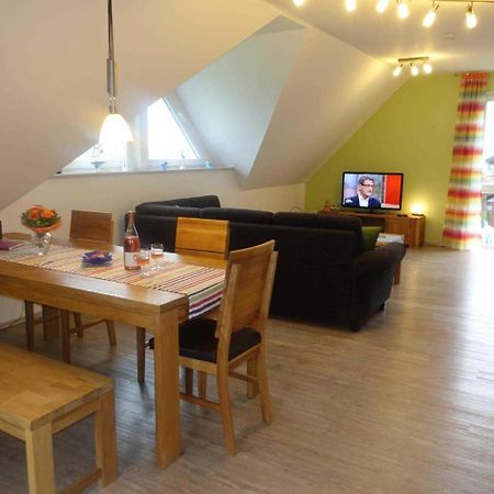 Ferienwohnung Regenbogenhaus Hasselberg  Ngoại thất bức ảnh